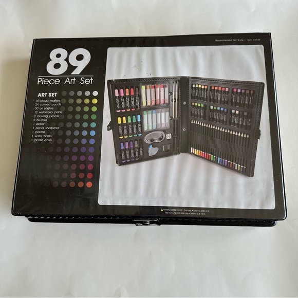 Hobby Lobby Other - 🙂4/$20 Hobby Lobby Art Supply Set